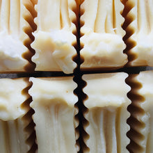 Load image into Gallery viewer, Avocado Oil Shampoo Bar